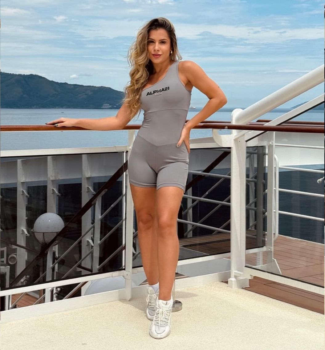 CONJUNTO FEMININO ALPHA21 — PERFORMANCE E ESTILO 🖤 | 18.354 avaliações ⭐⭐⭐⭐⭐