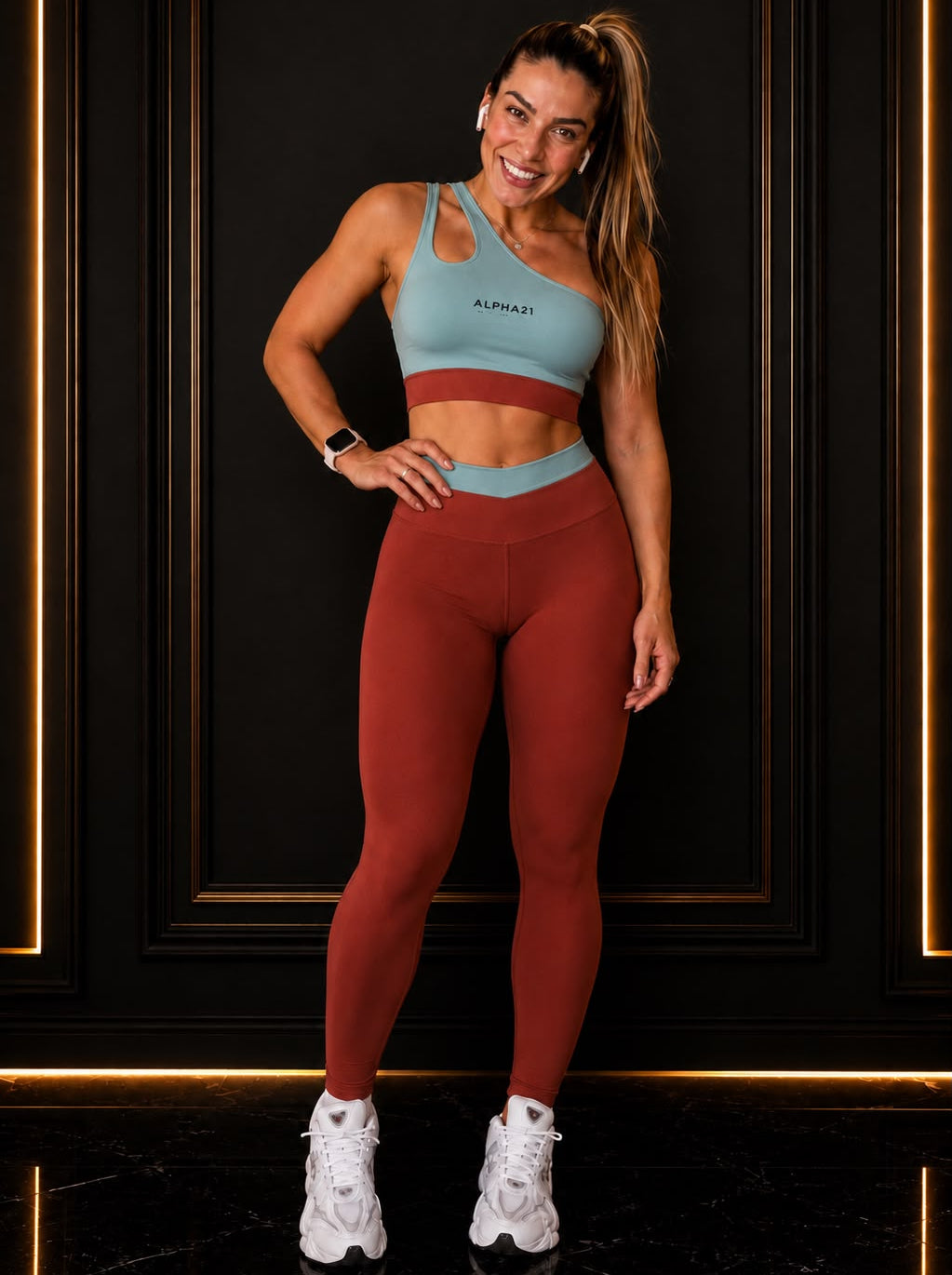 Conjunto Fitness Bicolor Feminino ALPHA21 | Performance Premium
